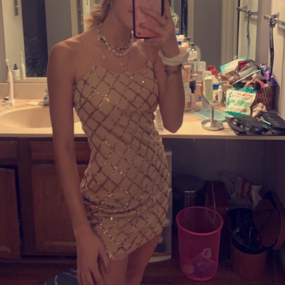 never worn before homecoming or event dress - Picture 2 of 6